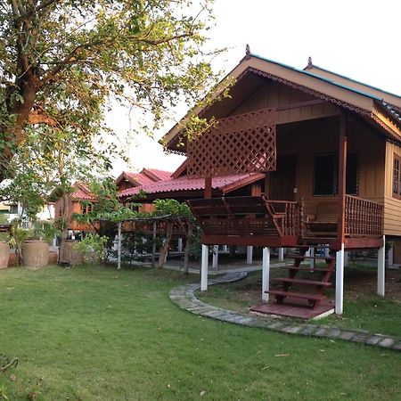 The Little Lopburi Village Exterior photo